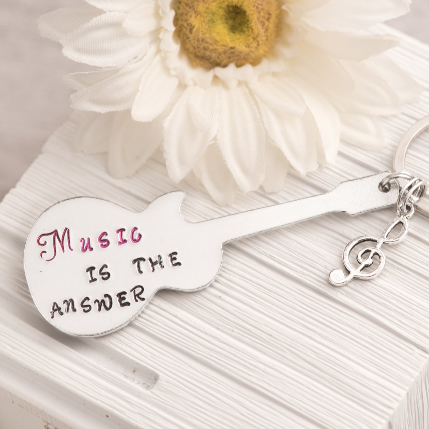 Regalo musicista personalizzato - Portachiavi con chitarra