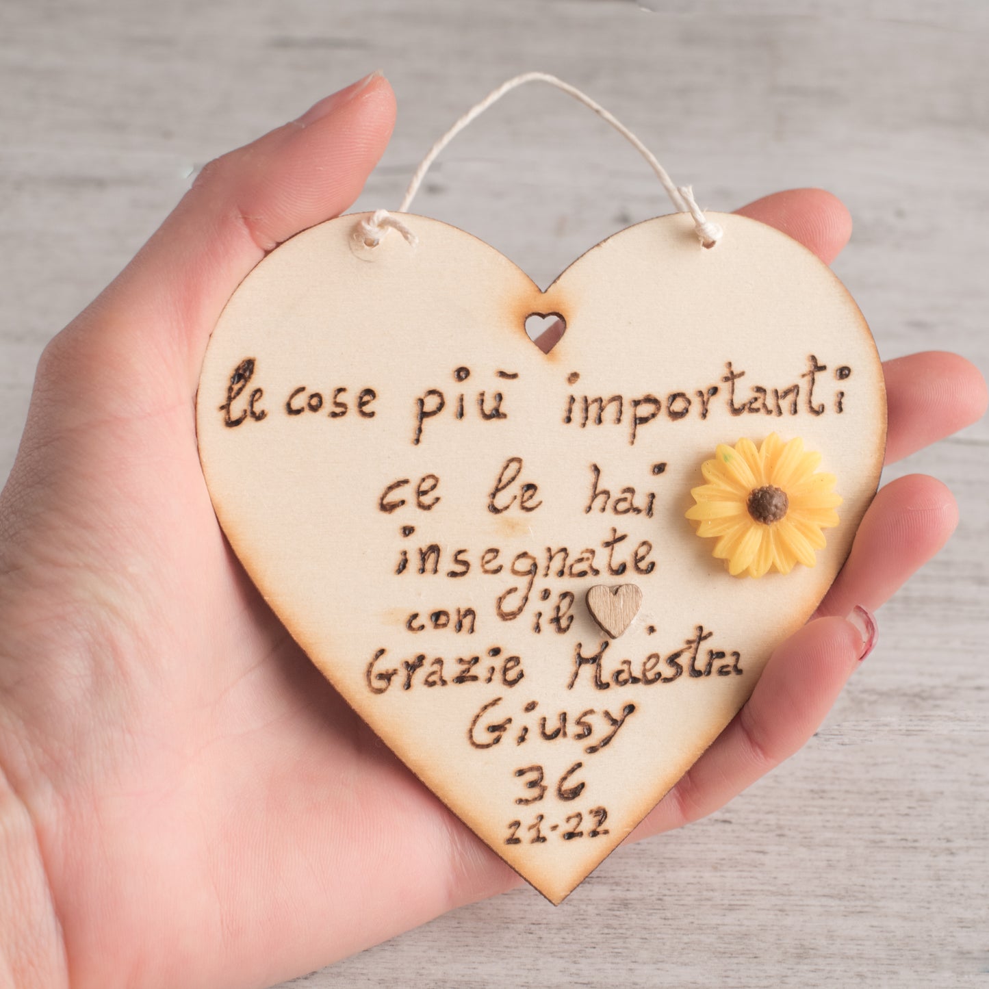 Cuore con frase come Regalo per la Maestra